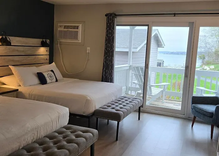 Smuggler'S Cove Inn