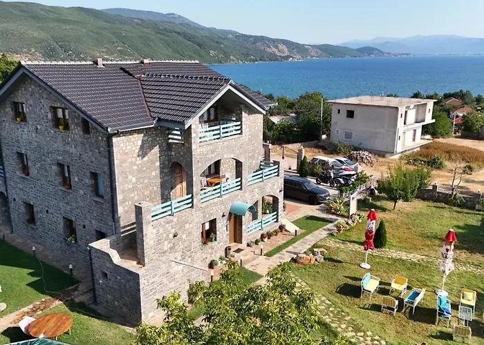 Helga'S Guesthouse
