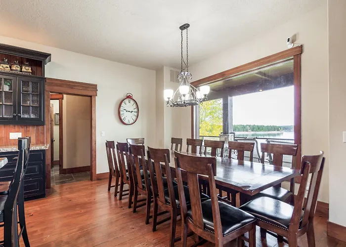 Luxurious Sandy Beach Lodge Waterfront Escape On Island Park Reservoir Perfect For Large Groups