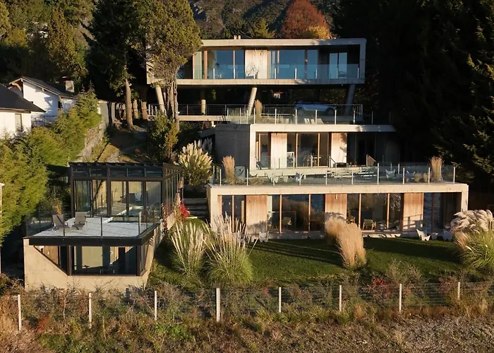 Waone Lake Homes