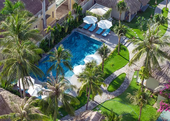 Coco Cottage Beachfront Resort