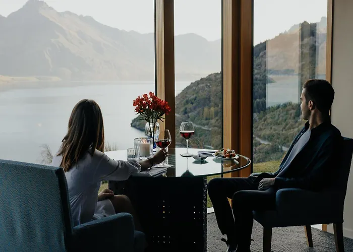 Azur Lodge