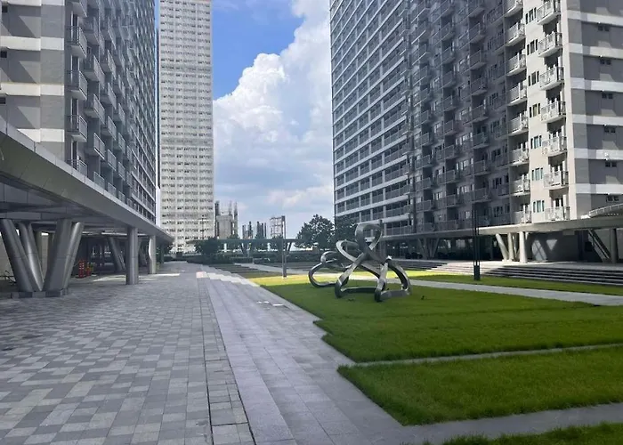 The Metro Suite - 1Br Condo 36F With City View