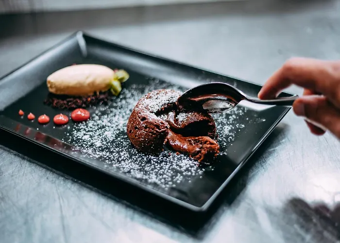 Second Life In Piran - Hotel Zala Piran With Private Parking And Shuttle Service
