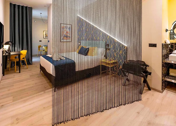 Hotel Pathos By Mimood Aparthotels