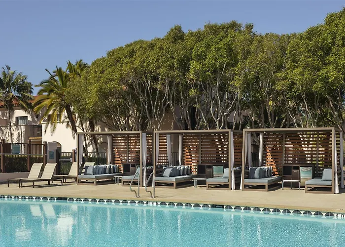 Hilton Santa Barbara Beachfront Resort