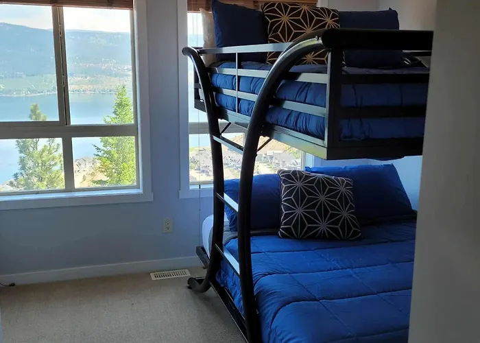 La Casa Lakeside Resort - Amazing Panoramic View Lakeside House With Pools, Hot Tubs & More!