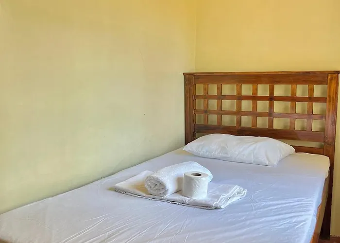 Jmj Magpupungko Garden Homestay
