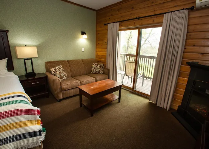 Oakwood Resort