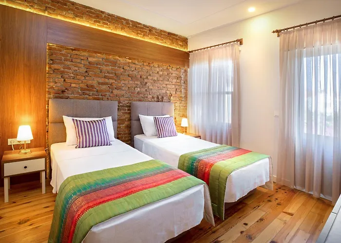 Mono Hotel