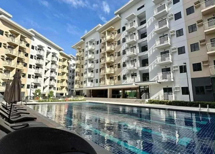 Hills Staycation By Sdc