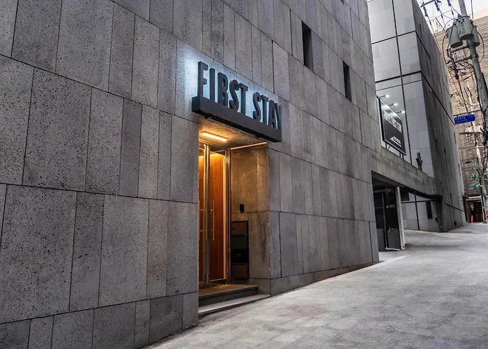 Hotel Firststay Hongdae