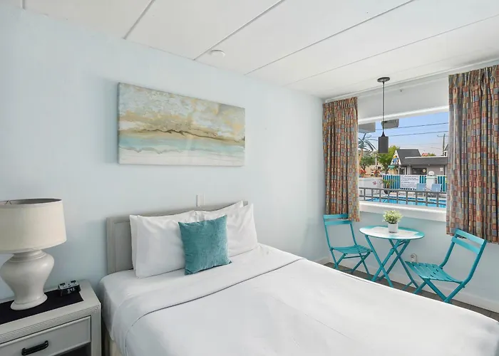 Daytona Inn And Suites