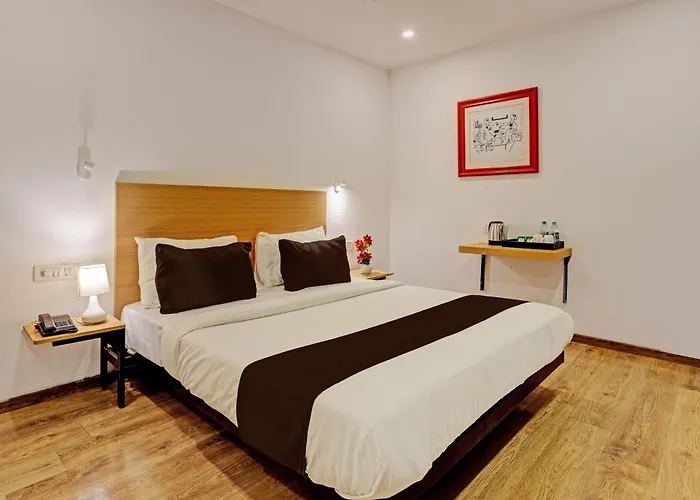 Super Townhouse Ramamurthy Nagar Formerly Navya International