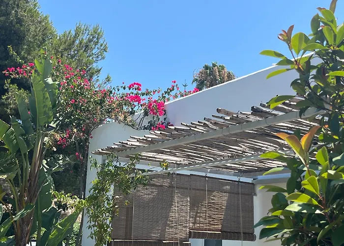 Habitación con jardín y terraza en el Tosalet
