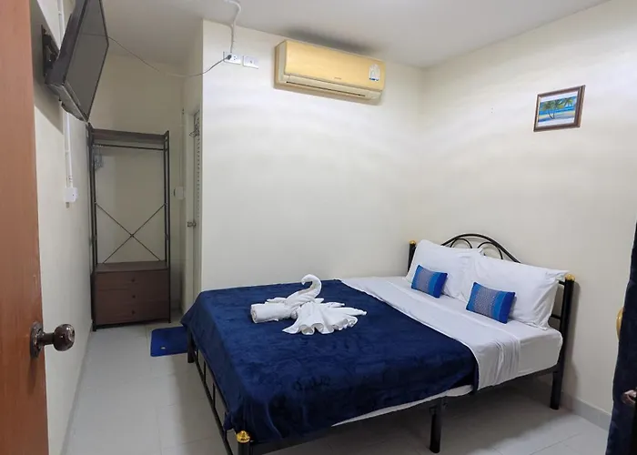 Shady Palms Guest House Cha Am Beach