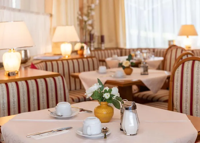 Strandhotel Schabus