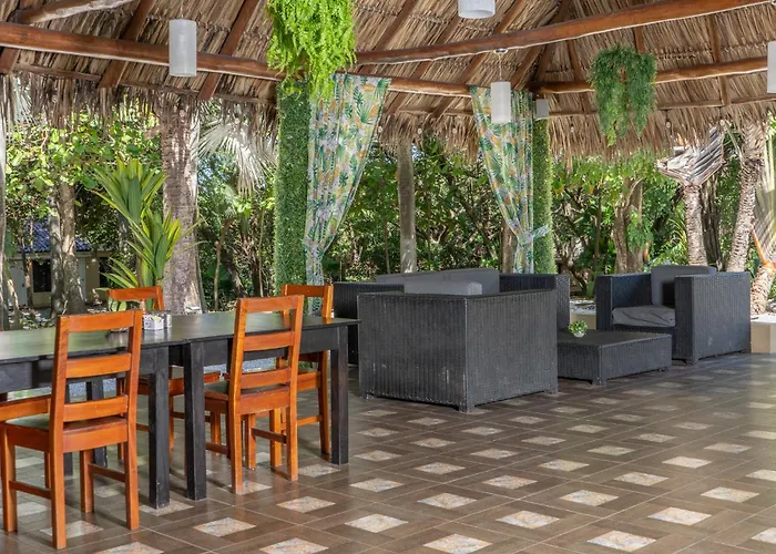 Seis Playas Hotel