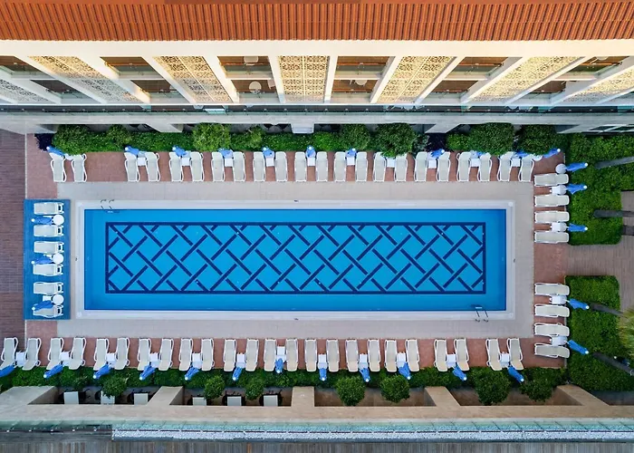 Trendy Verbena Beach