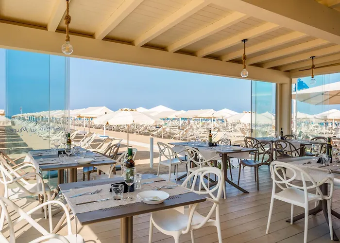 Lido Blu - Beachfront Suites & Apartments