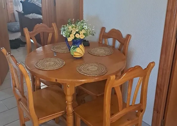 Apartamentos Rosi - 5-10 Minute Walk To La Zenia Beach, Sea View, Beach Bar, Cliff Walk, Shops, Paddys Point, Cabo Roig - Free Fast Fibre Optic Broadband, Free Parking, Tassimo Coffee Machine, Tv Firestick Compatible