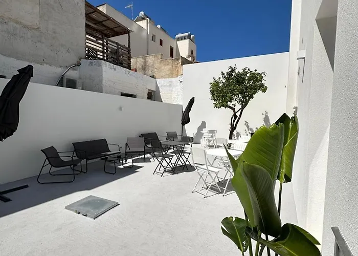 Bremi Rooms B&B