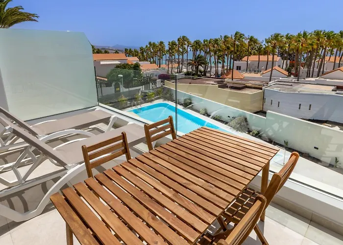 Calm Beach Apartments