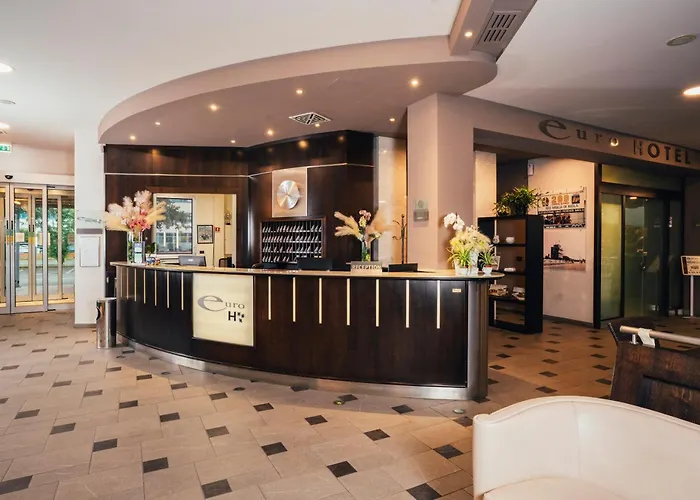 Euro Hotel