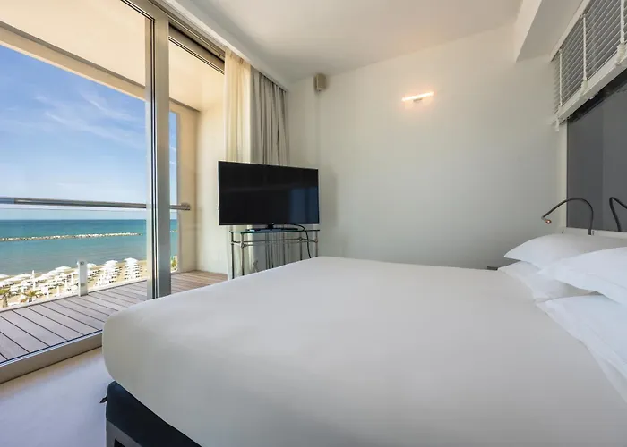 Excelsior Hotel, Spa & Lido - Preferred Hotels & Resorts