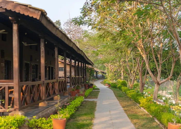Pachmarhi Ecotel Resort By Vanyum