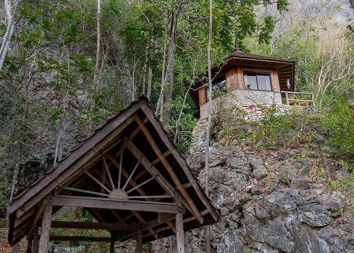 Sangat Island Dive Resort