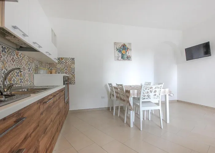 2 Bedroom Lovely Apartment In Casalvelino