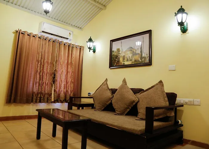 The Colonial Manek Manor By Sah