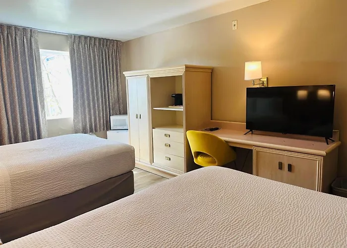 Days Inn By Wyndham Seatac Airport