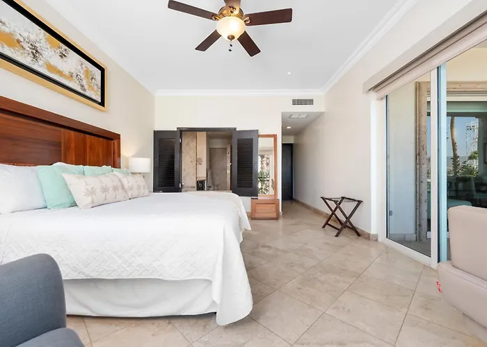 Condo Paraiso - Luxurious New Condo 300Mt From The Beach