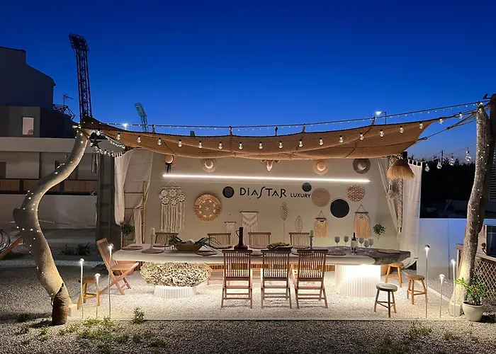 Diastar Luxury Suites New