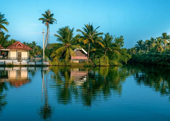 Munroe Island Lake Resort