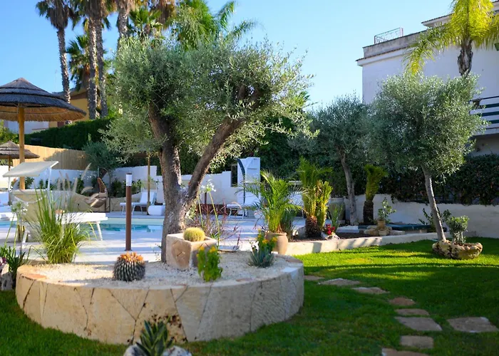 Dimoramare Luxury Beb Pool And Beach