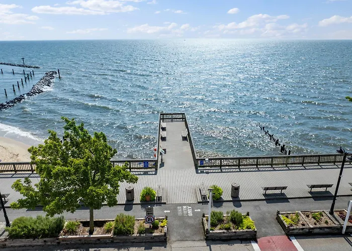 Bayfront Boardwalk Condo W Sunrise Views