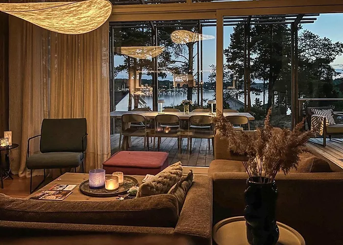3 Bedroom Awesome Home In Vikbolandet