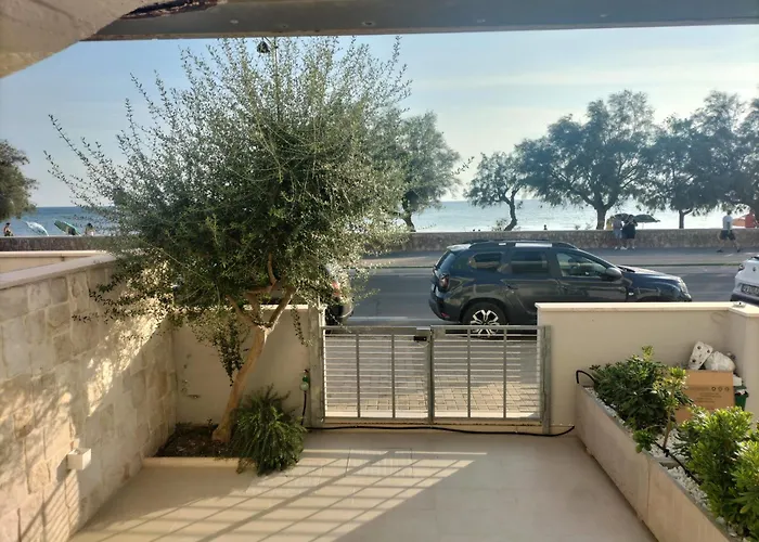 Ariadimare Rooms
