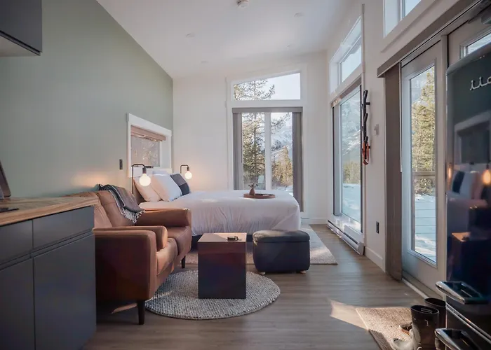 Skyridge Glamping