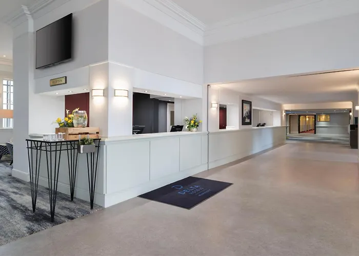 Delta Hotels By Marriott Heathrow Windsor