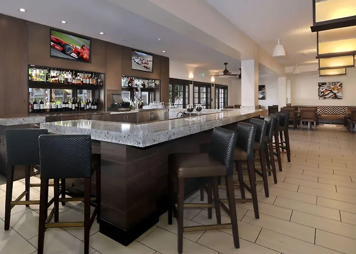 Embassy Suites By Hilton Palm Desert