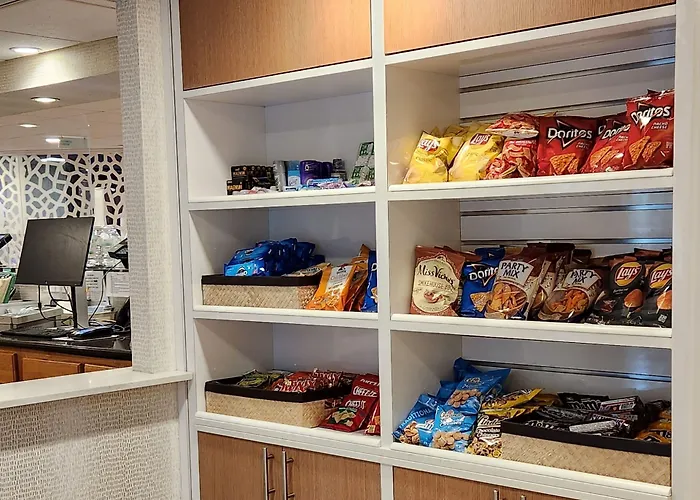 Holiday Inn & Suites Parsippany Fairfield By Ihg
