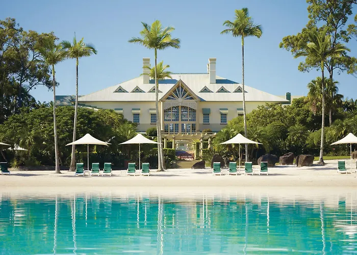Intercontinental Sanctuary Cove Resort By Ihg