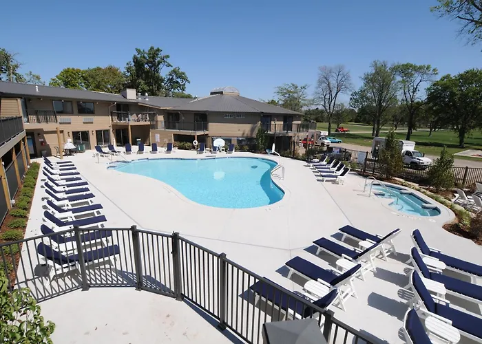 Lake Lawn Resort
