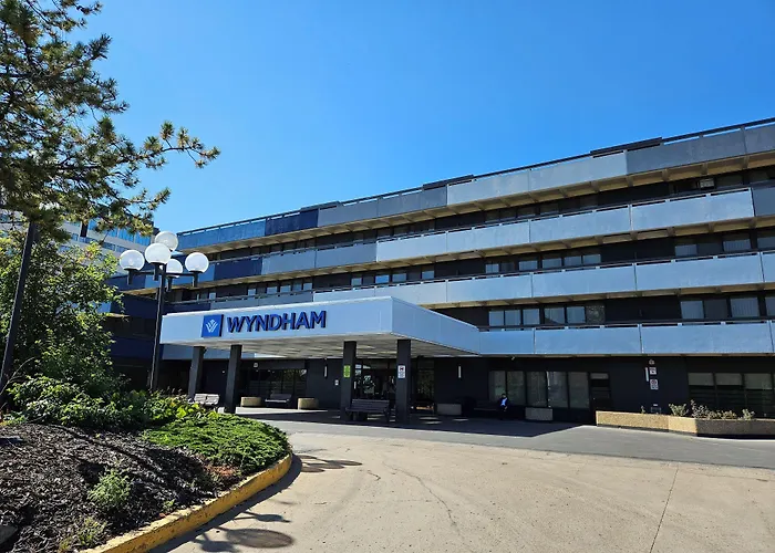 Wyndham Edmonton Hotel And Conference Centre