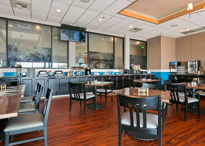 Best Western Plus Silverdale Beach Hotel