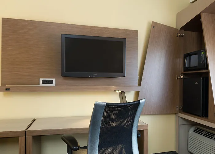 Courtyard By Marriott Austin The Domain Area